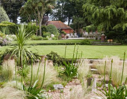 Garden Designer vs Landscape Architect