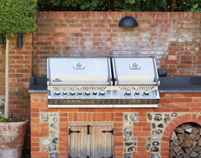 outdoor kitchen
